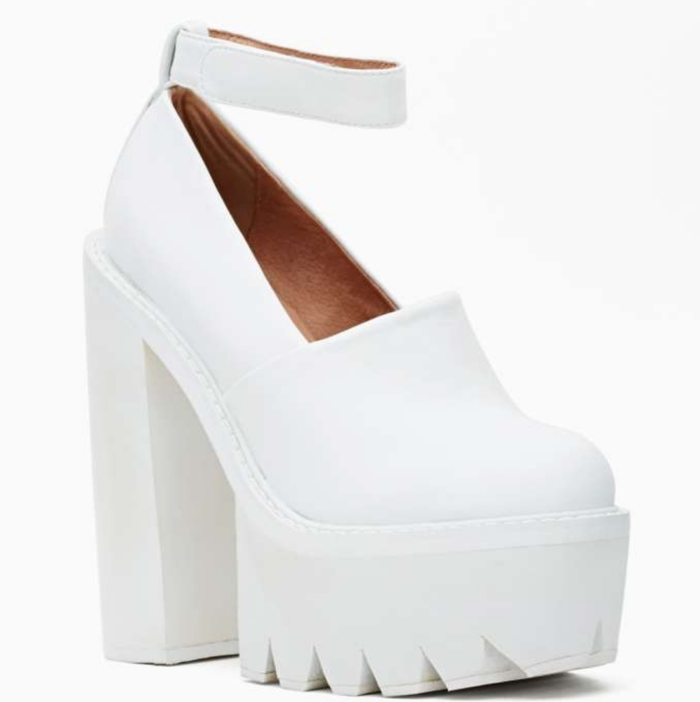 Jeffrey Campbell White Platform Shoes - Picture 3 of 5